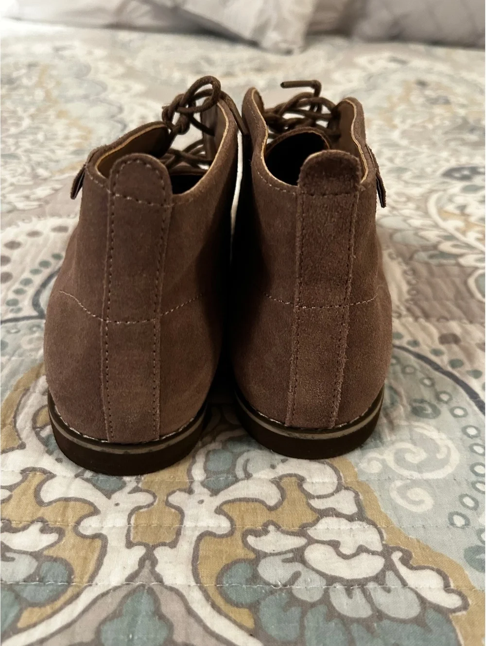 Bass these chukka